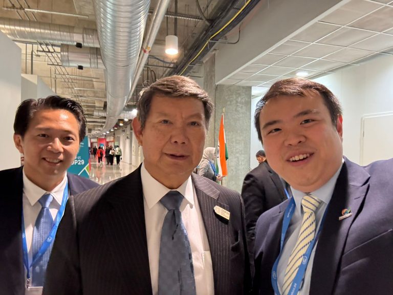 Hadiri COP 29 Azerbaijan, Utomo SolaRUV Berkomitmen Dukung Target 100 GW EBT Pemerintah Indonesia