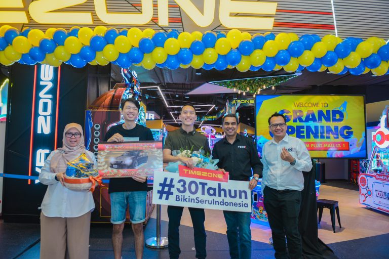 Timezone Buka Area Bermain Baru di Emporium Pluit Mall, Hadirkan Claw Time untuk Pengalaman Lebih Seru