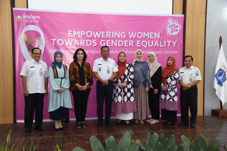 Dukung Kesetaraan Gender, Unicharm Berkolaborasi dengan Walikota Jakarta Selatan untuk Edukasi kepada 100 Ibu