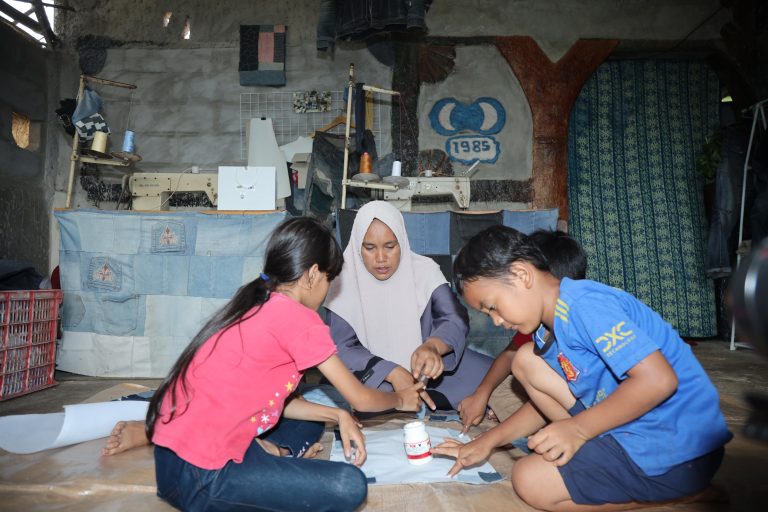 Mewujudkan Impian di Bantar Gebang