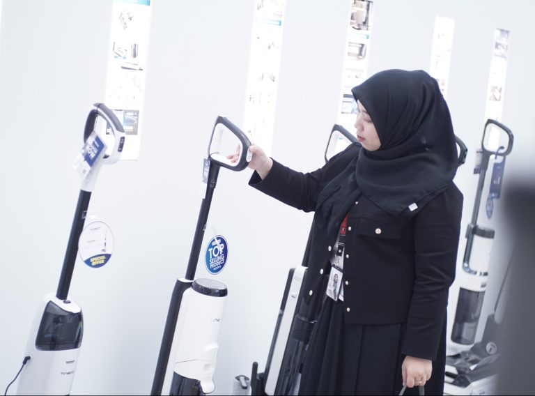 Ecovacs dan Tineco Buka Gerai ke-9 di PIK Avenue