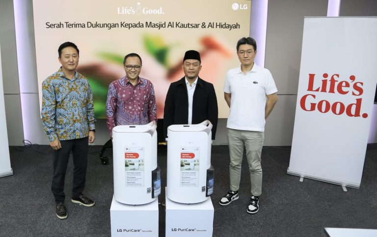 LG Donasikan Dehumidifier untuk Masjid di Jakarta sebagai Bentuk Kepedulian Ramadan