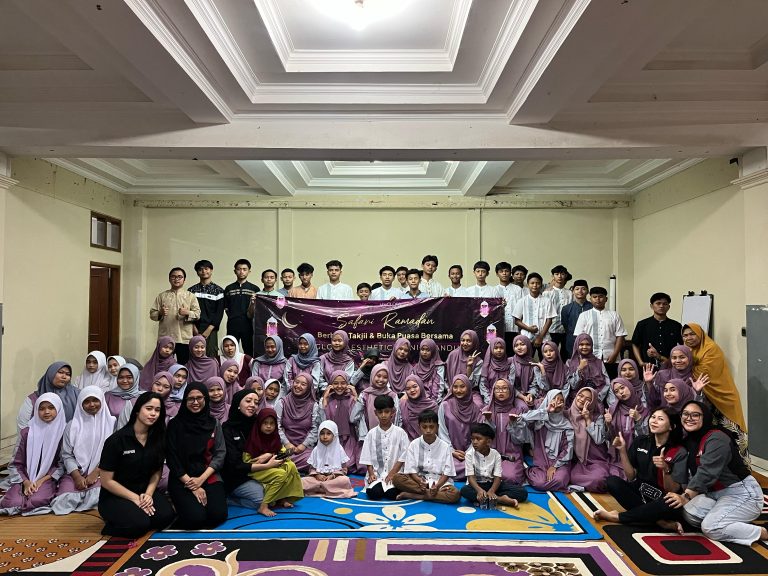 MS Glow Aesthetic Clinic Tebar Kebahagiaan di 7 Kota Bersama Anak Yatim
