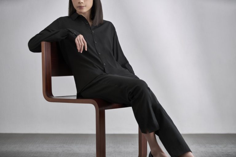 LENZING™ ECOVERO™ Black Tawarkan Warna Tahan Lama dan Keberlanjutan untuk Modest Wear