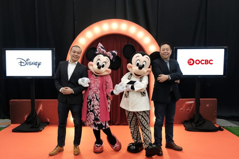 OCBC Hadirkan Keajaiban Disney dalam Genggaman Nasabah