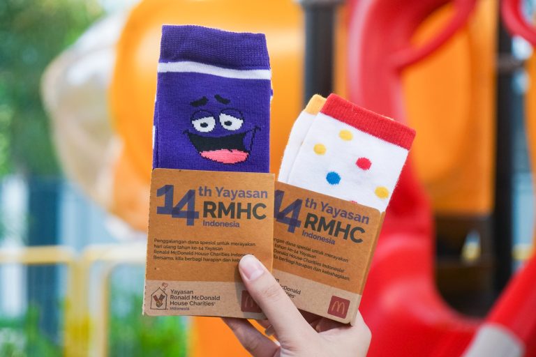 McDonald’s Indonesia dan RMHC Ajak Donasi Lewat ‘McHappy Socks’ untuk Rumah Singgah Anak