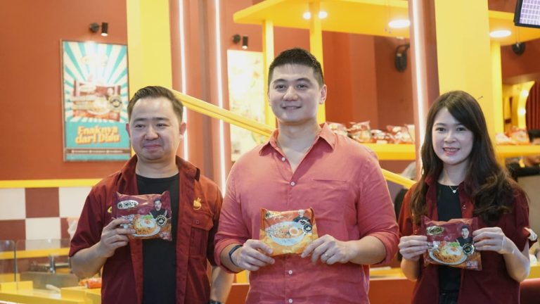 Sari Murni Group Luncurkan Mie Instan Premium Rasa Jagung Bakar & Kari Keju