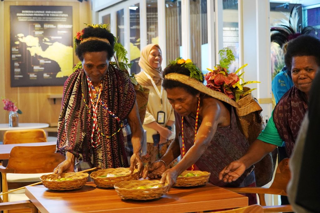 Doberai Lounge & Gallery, Papua, Orang Asli Papua, UMKM