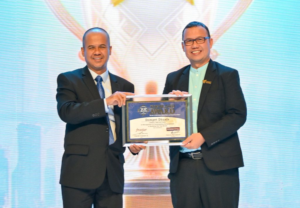 Dompet Dhuafa Raih Top Brand Award 2025 - Marketing.co.id