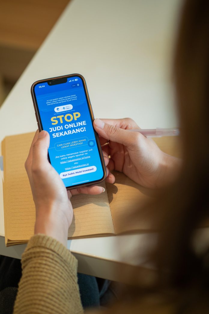 Foto Ilustrasi - Cabang Indonesia dari Global Anti-Scam Alliance Diluncurkan untuk Melawan Penipuan Digital yang Semakin Meningkat dan Melindungi Konsumen Penipuan digital