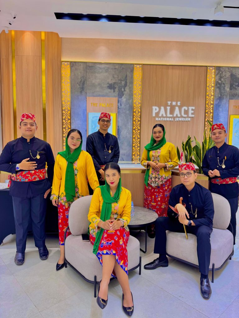 The Palace Jeweler, Marketing Campaign, kampanye Bangga BerNusantara, The Palace Jeweler, Bangga BerNusantara, Koleksi Nusantara, perhiasan emas, perhiasan berlian, Samuel Wattimena, promo perhiasan, kemerdekaan Indonesia, budaya Nusantara, toko perhiasan Indonesia