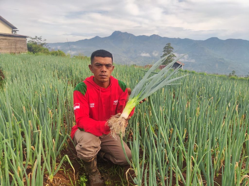 Dengan kerja keras, ketekunan, dan semangat berbagi, Puan Ridu membuktikan bahwa seorang petani bisa menjadi penggerak perubahan bagi keluarga, komunitas, hingga generasi muda yang ingin menekuni pertanian di masa depan.