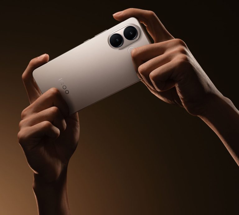 Teknologi Gahar iQOO Z10R 5G Siap Temani Liburan