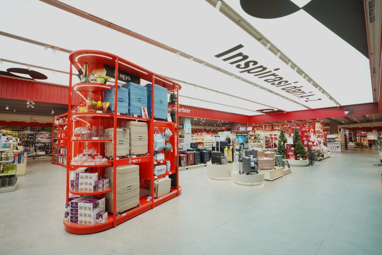 AZKO Pondok Indah Mall 1 Tampil Lebih Modern dan Customer-Oriented