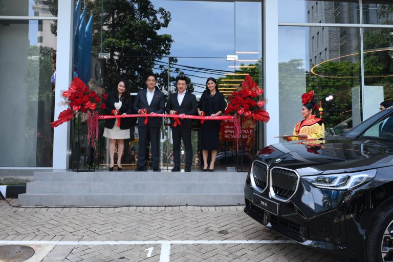 dengan Konsep Retail.Next, BMW Astra Pluit,Retail.Next,showroom BMW Jakarta Utara,pengalaman premium BMW,digitalisasi otomotif,sustainability