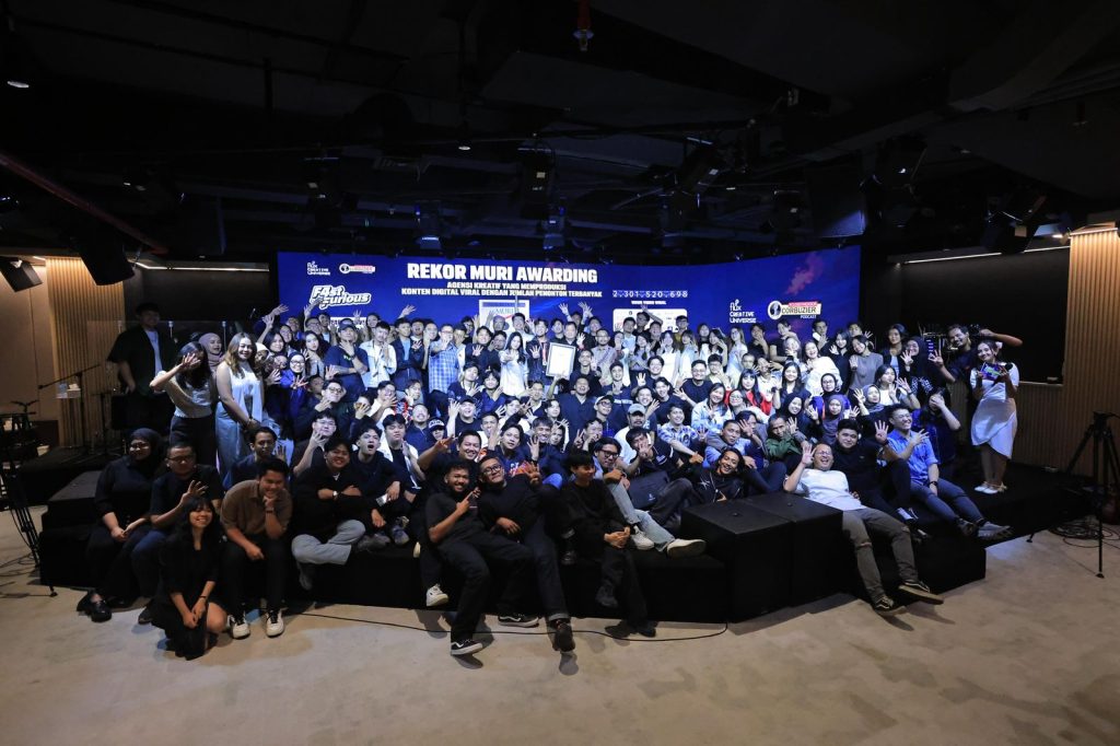 Flux Creative Universe Raih Rekor MURI sebagai Agensi Pembuat Konten Viral dengan Views Terbanyak