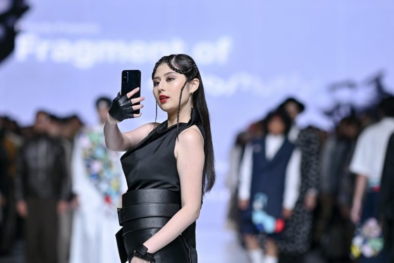 Bangun Koneksi dengan Gen Z, Infinix Hadir di Jakarta Fashion Week 2026